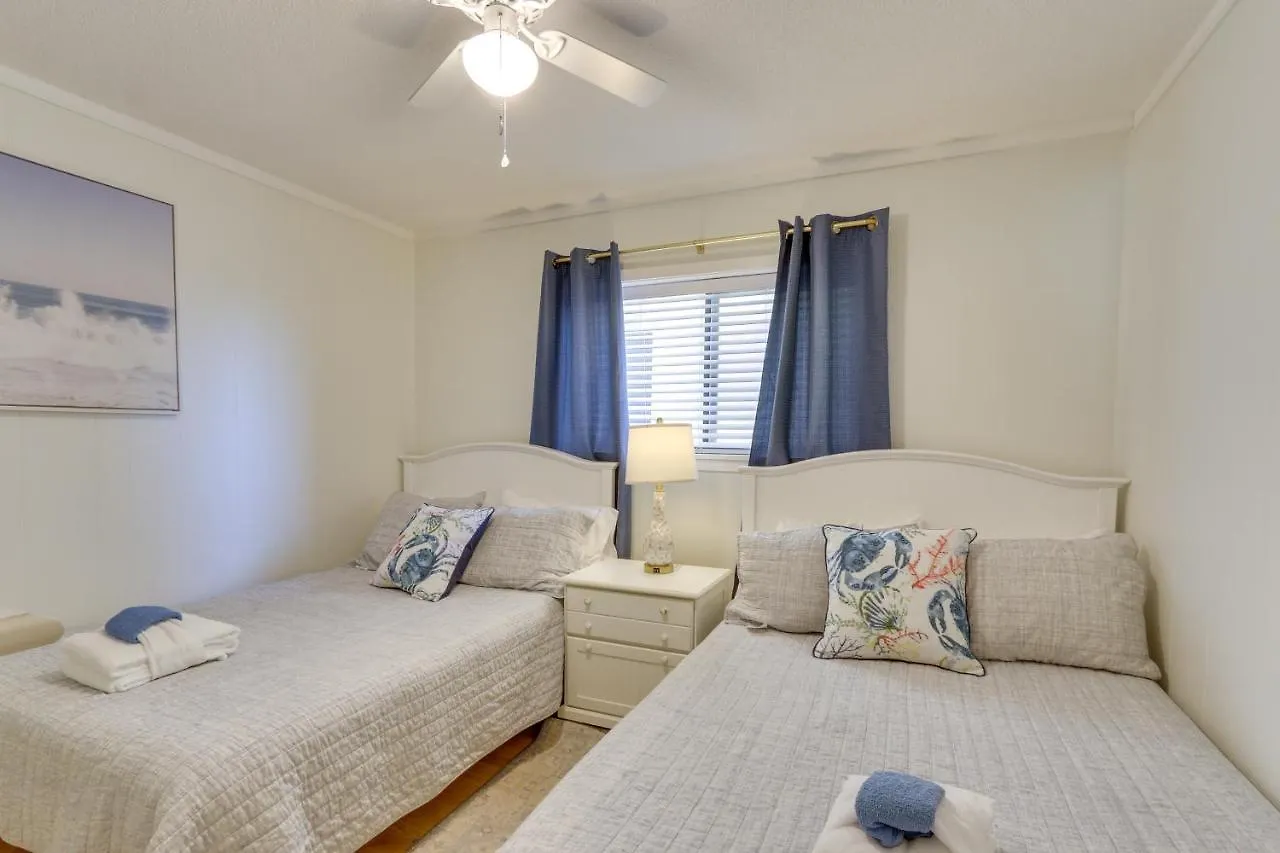 Hilton Head With 4 Pools Walk To Beach Apartment