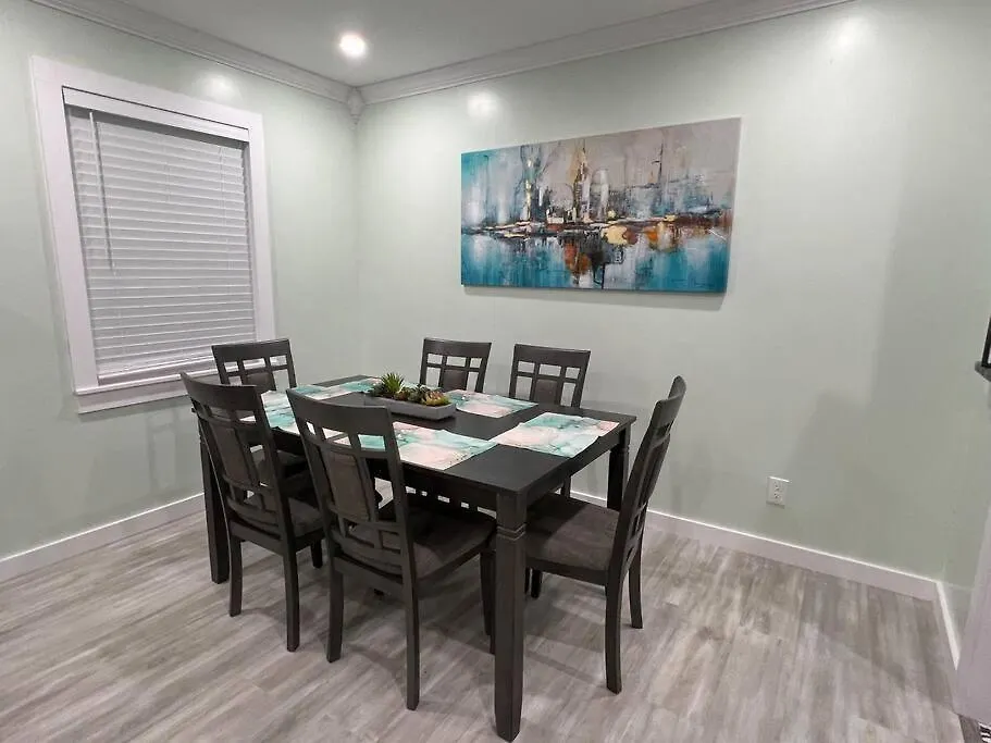 Tranquility In Paradise- 2 Bedroom W/parking Vila