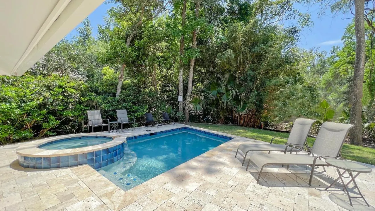 19 Heath Dr * Hilton Head Island