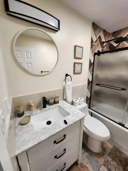 Classy & Comfortable Condo! Apartamento