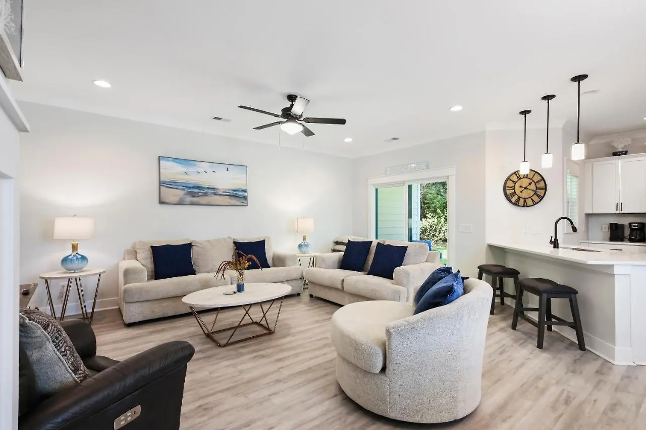 28 Pink Lane Luxury Vacation *