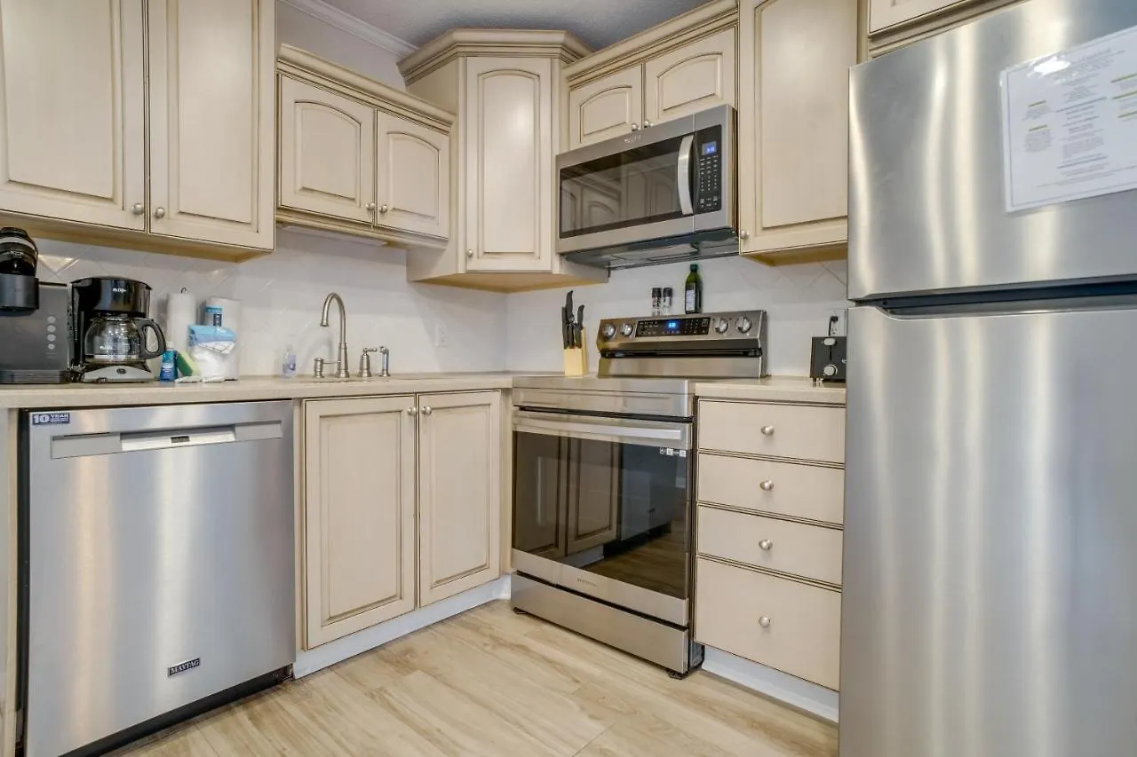 Hilton Head - Beachfront Community!