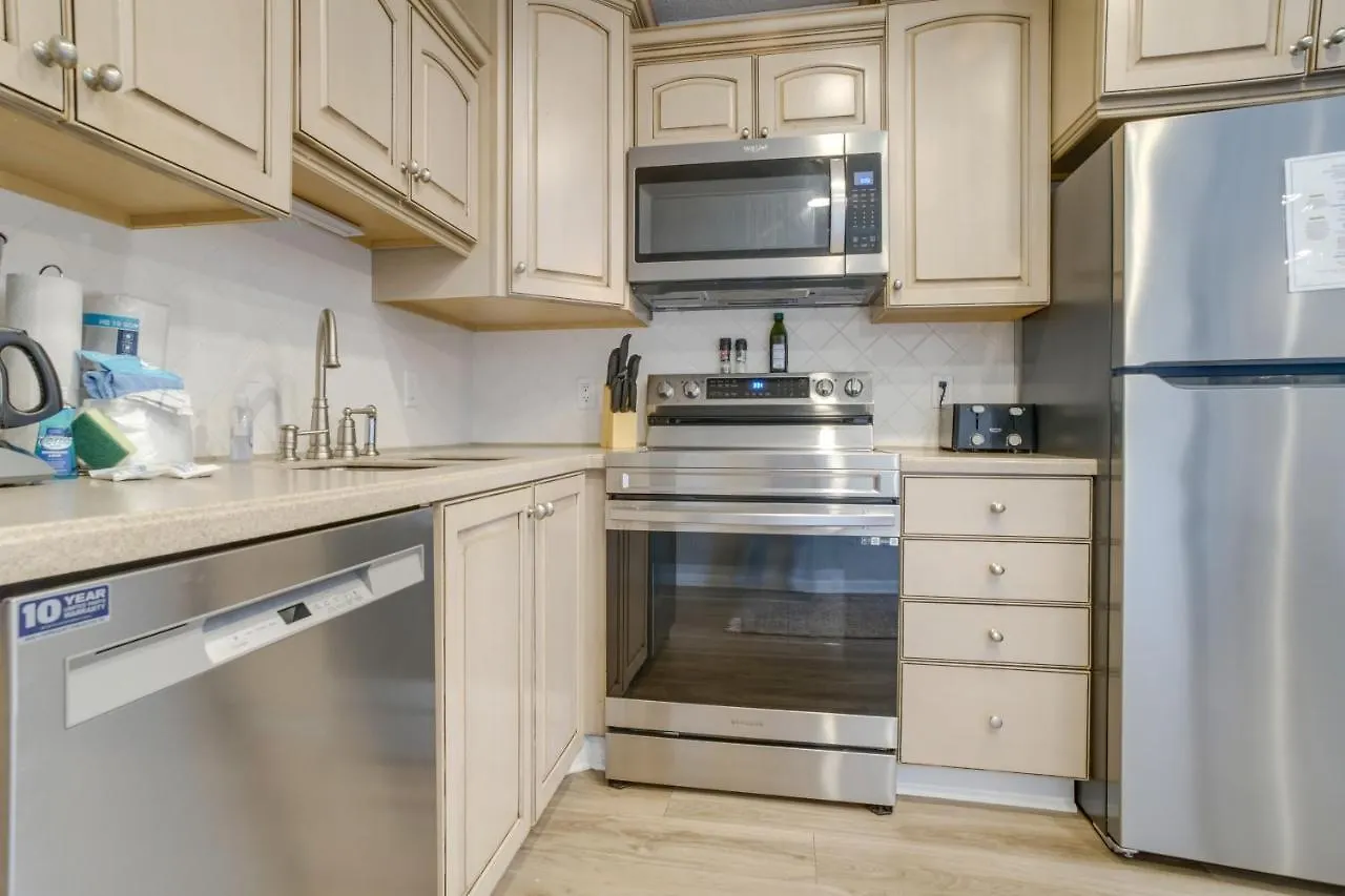 Hilton Head - Beachfront Community! Apartment *