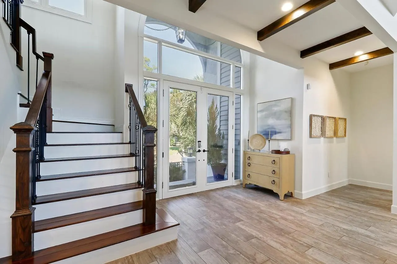 11 East Wind Villa *