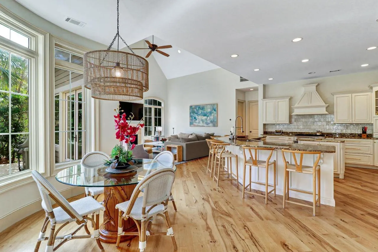 35 Red Oak * Hilton Head Island