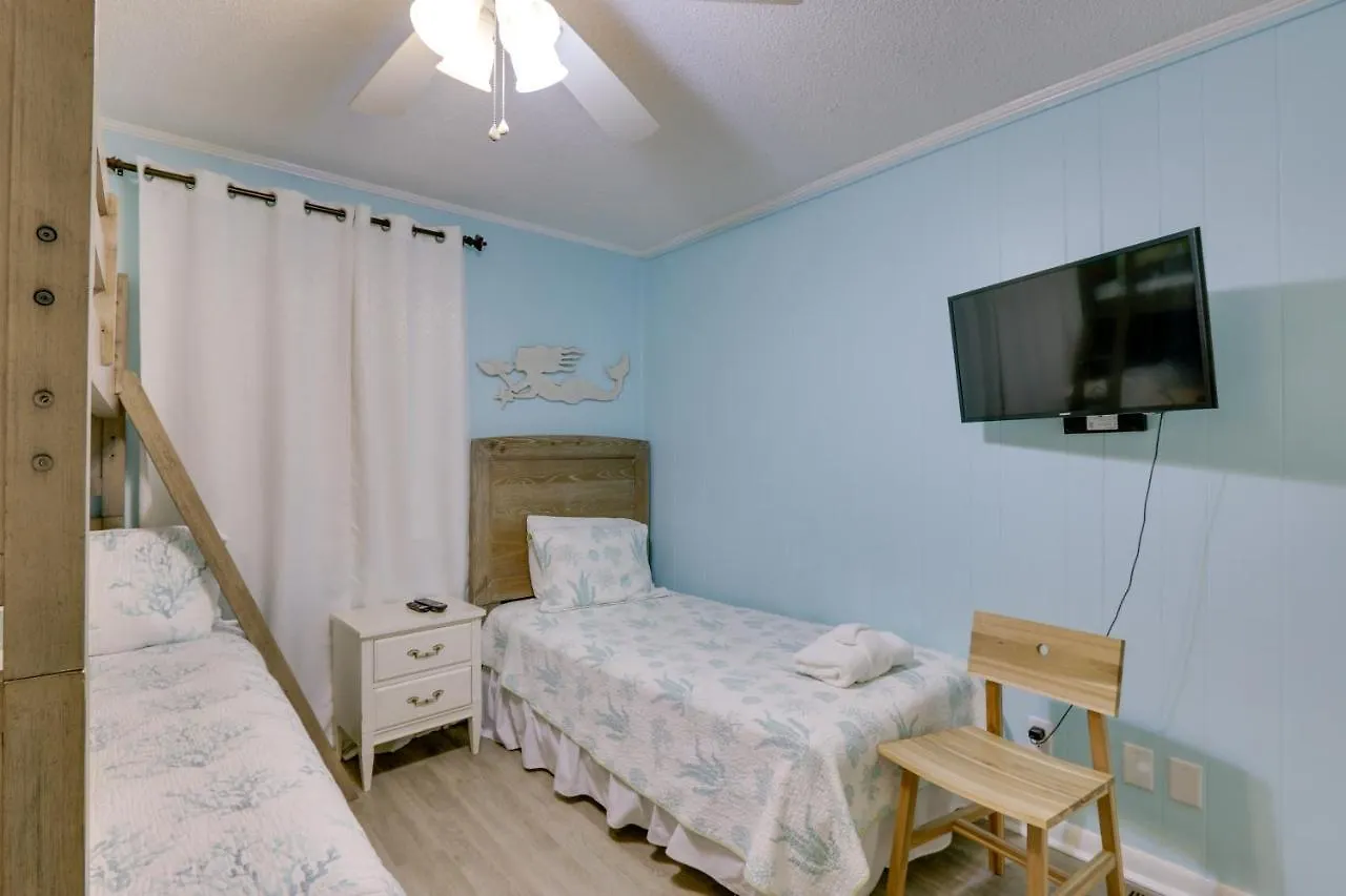 Hilton Head Steps To Beach, Coligny Plaza! Apartment Hilton Head Island