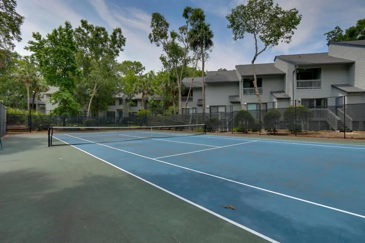Apartment Serene With Community Pool! Hilton Head Island