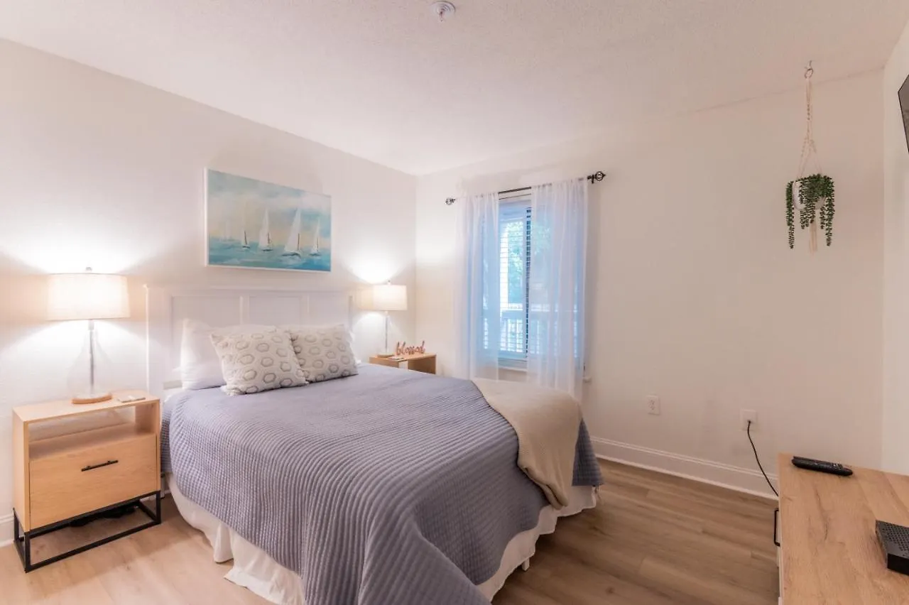 Coastal Luxe By The Apartment