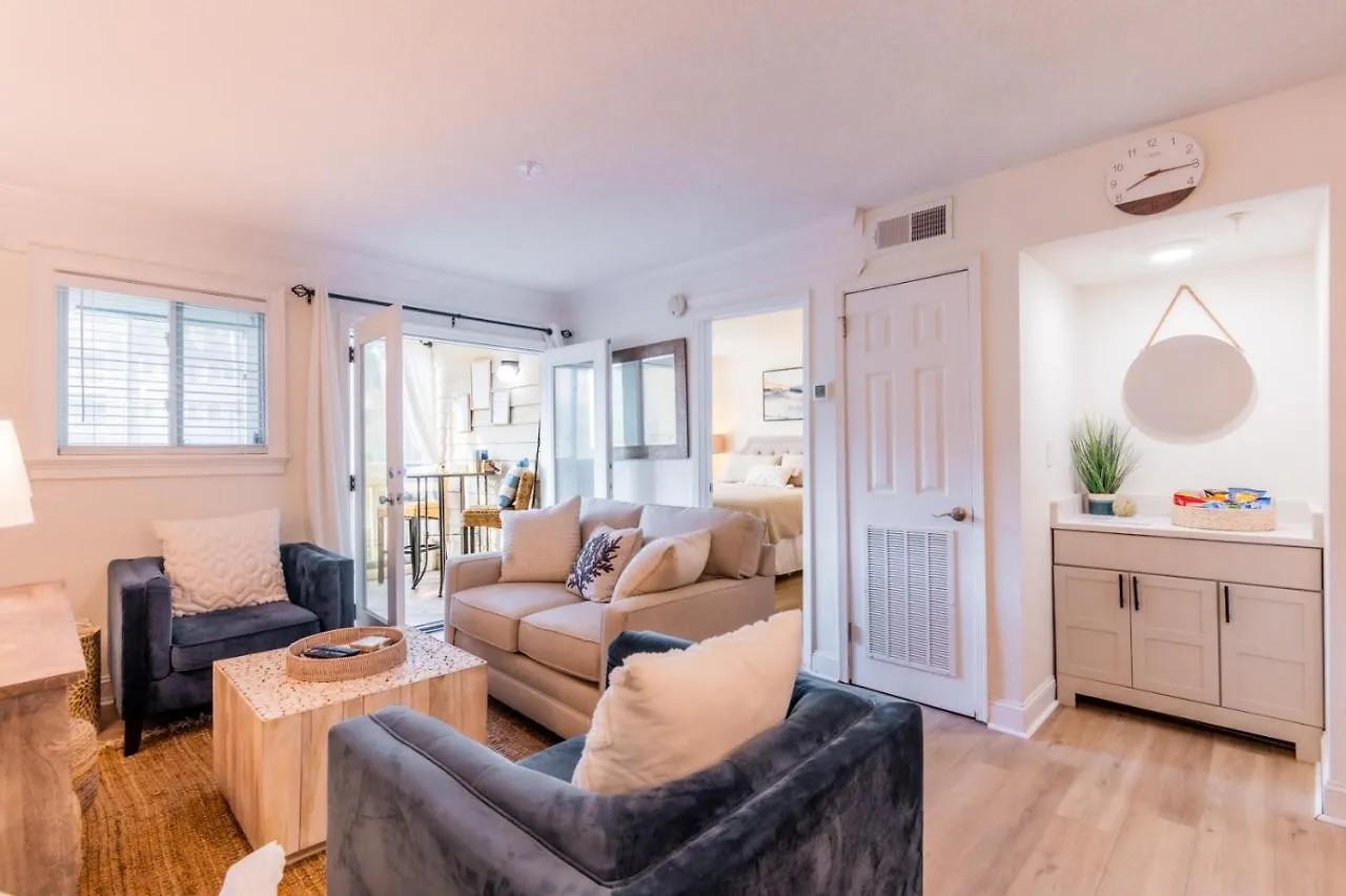 Coastal Luxe By The Apartment *