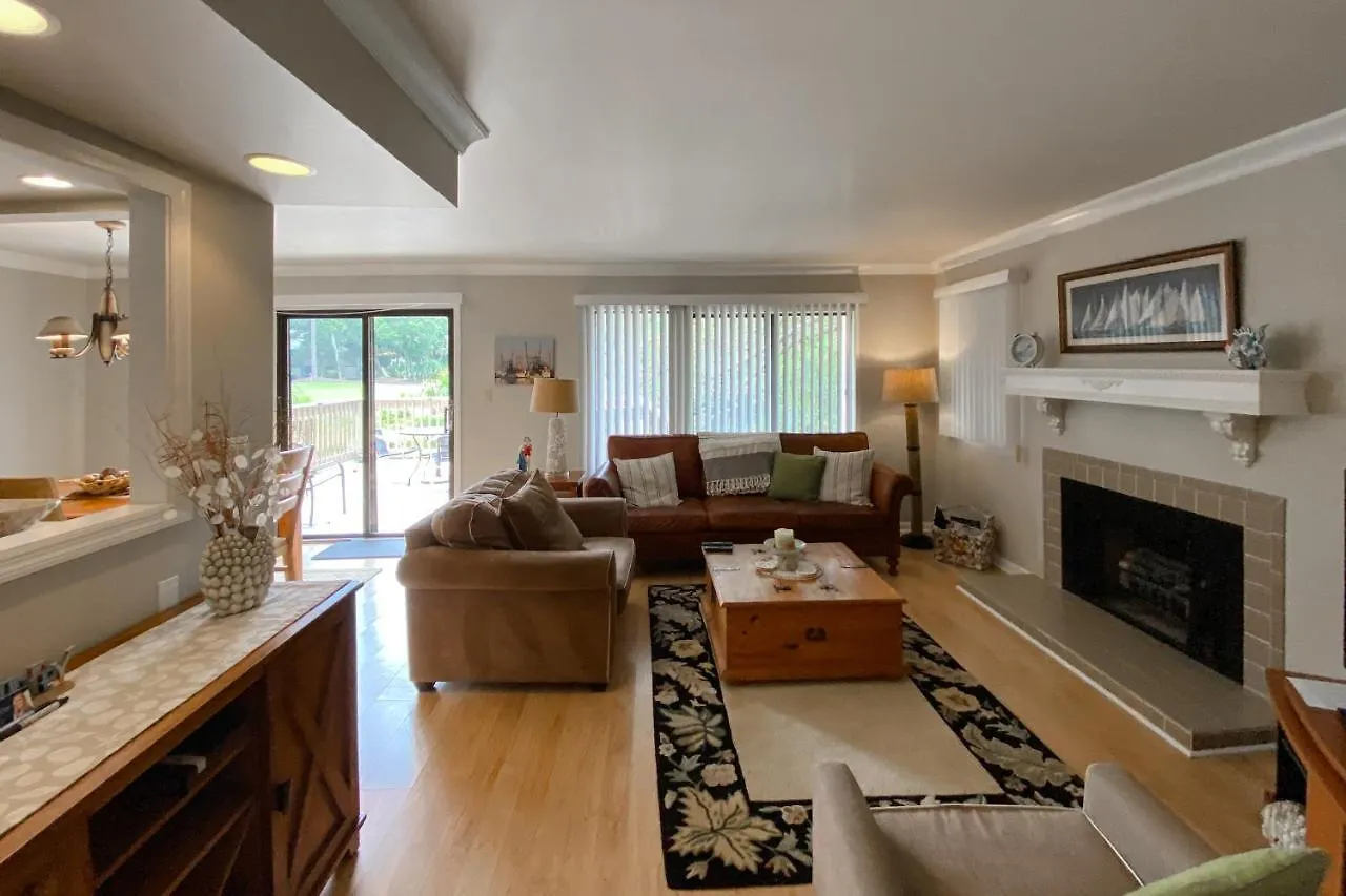 Villa Beachwalk 141