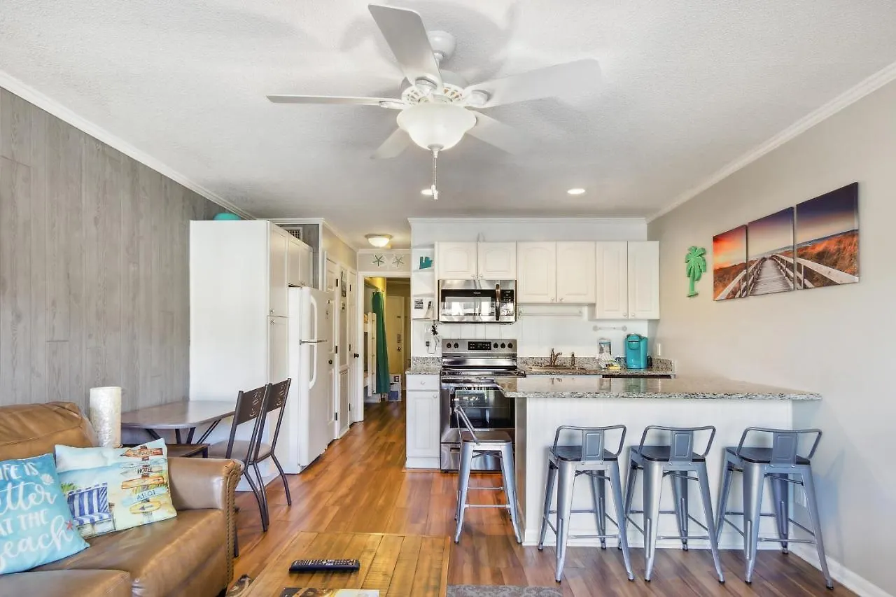 Hilton Head Vacation Private Access! Apartment *