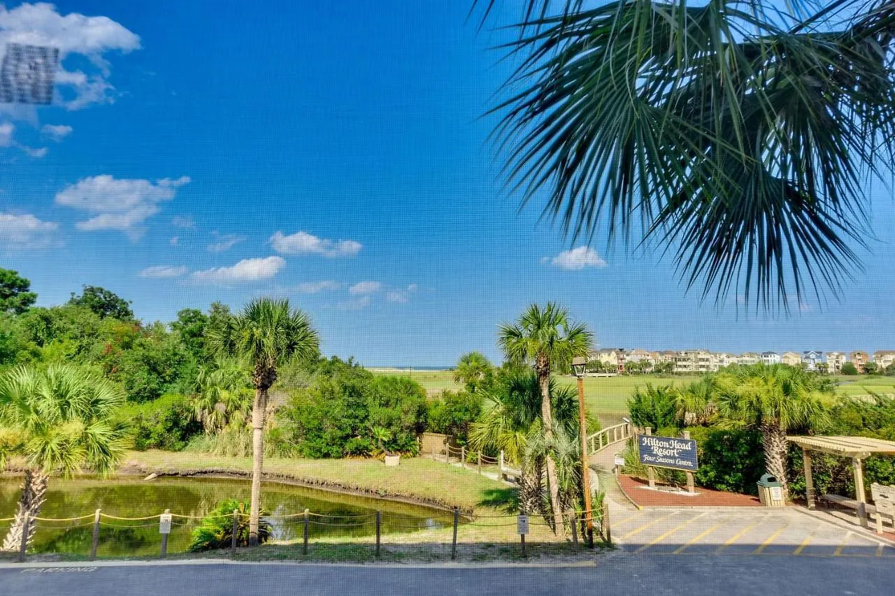 With Pool Less Than 1 Mi To Beach! Hilton Head Island
