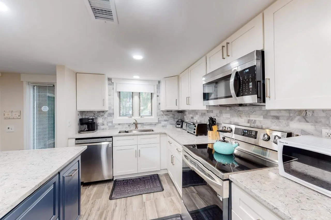 Stoney Creek 299 Apartment