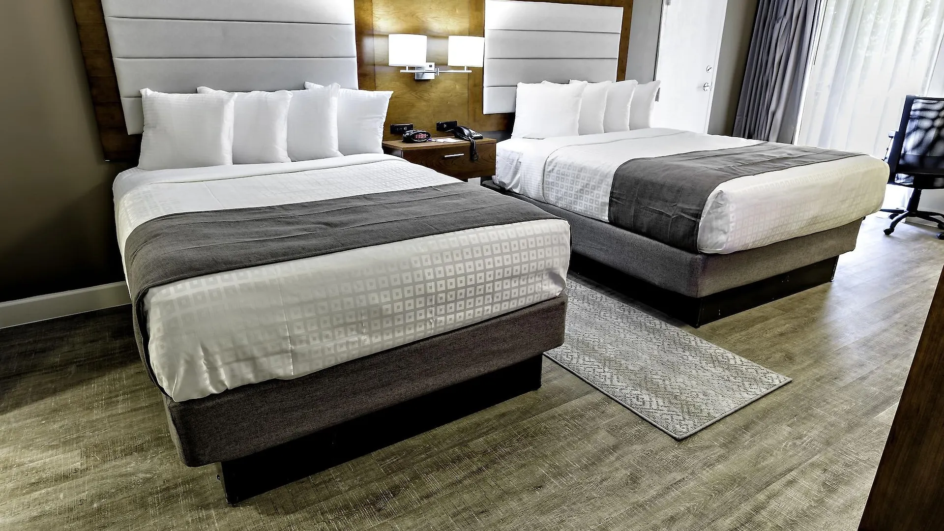 Spark By Hilton Hotel 3*