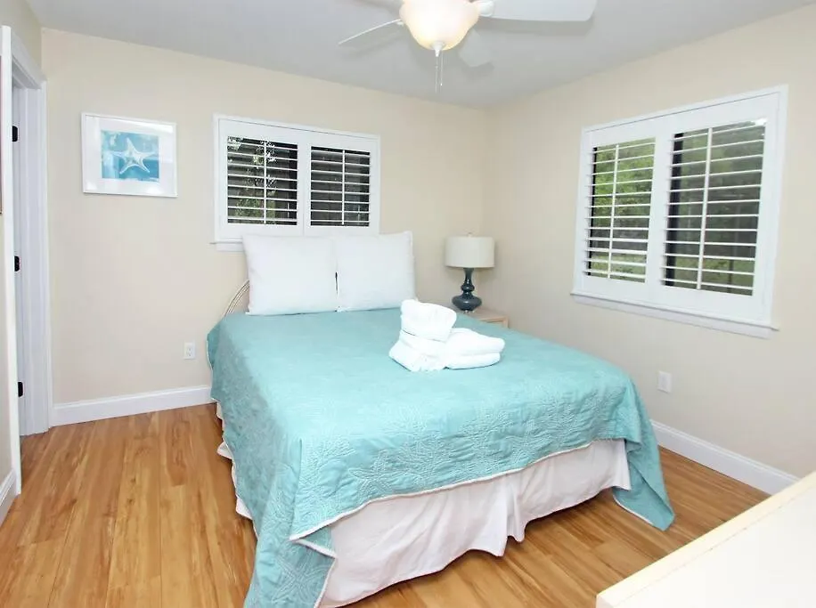 Cute 2 Bedroom, 2 Bath At Folly Field Hilton Head Island