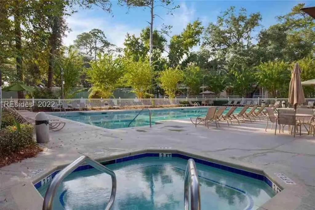 Apartment Cute 2 Bedroom, 2 Bath At Folly Field