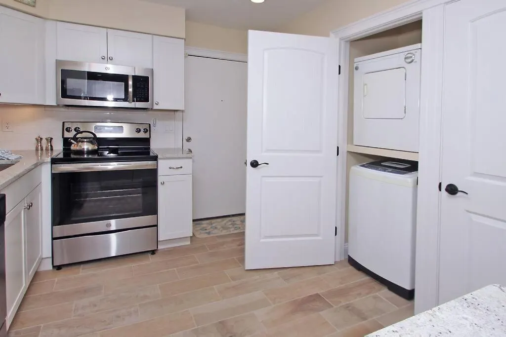 Apartment Cute 2 Bedroom, 2 Bath At Folly Field Hilton Head Island