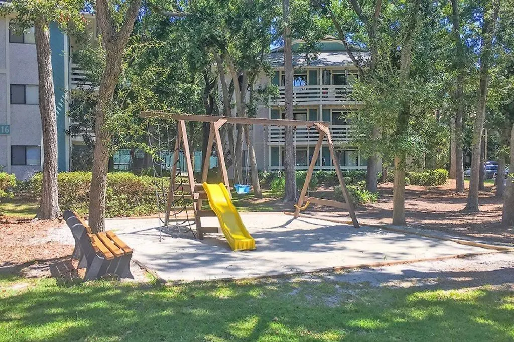 Cute 2 Bedroom, 2 Bath At Folly Field Apartment Hilton Head Island
