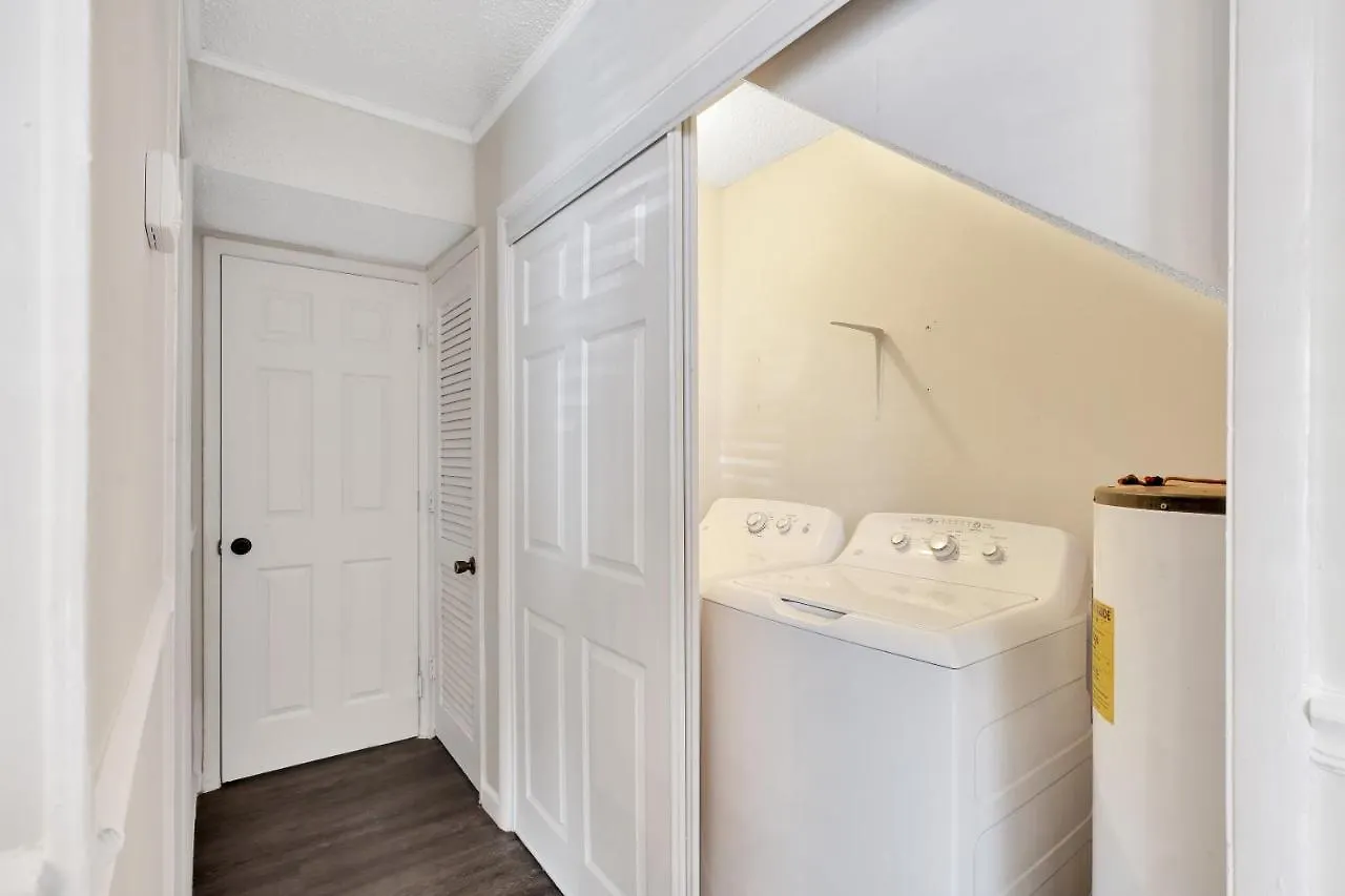 Harmony 2bdr/2 Free Parking/pool/pet Friendly/near Holiday home Hilton Head Island