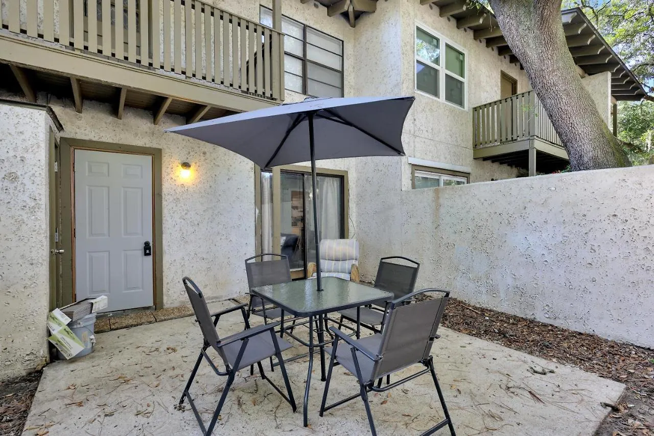 Harmony 2bdr/2 Free Parking/pool/pet Friendly/near Holiday home Hilton Head Island