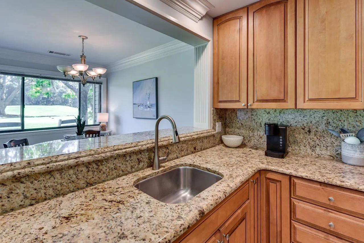 Palmetto Dunes Golf Getaway Pool And Access!
