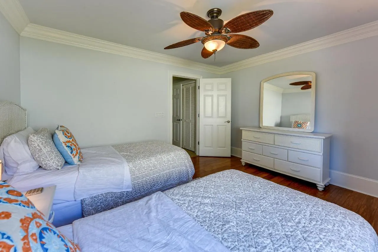 Holiday home Palmetto Dunes Golf Getaway Pool And Access! *