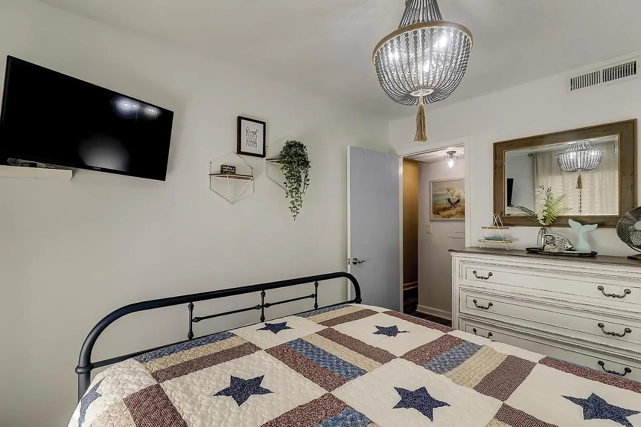 On Port Royal Sound 2217 Apartman