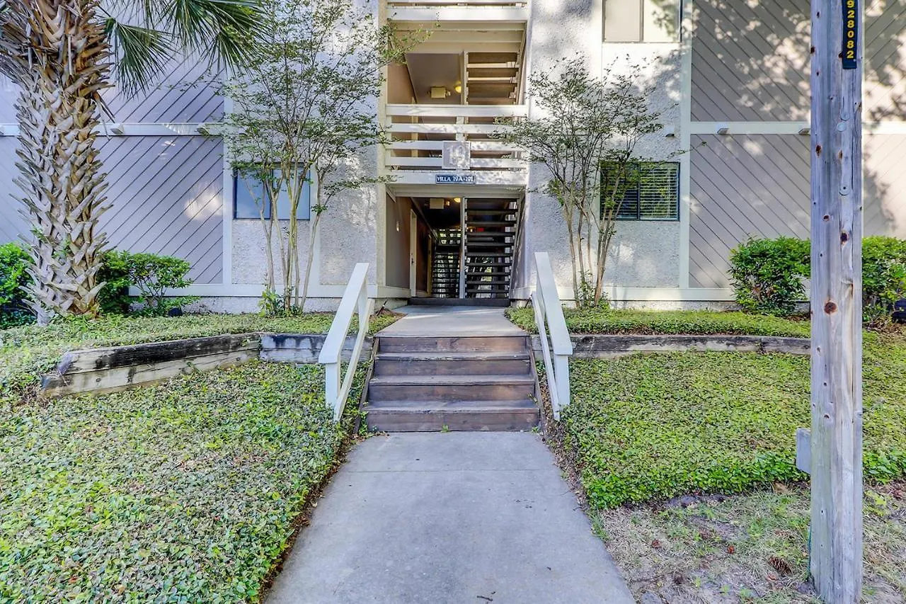 Apartment Fiddlers Cove 19b *