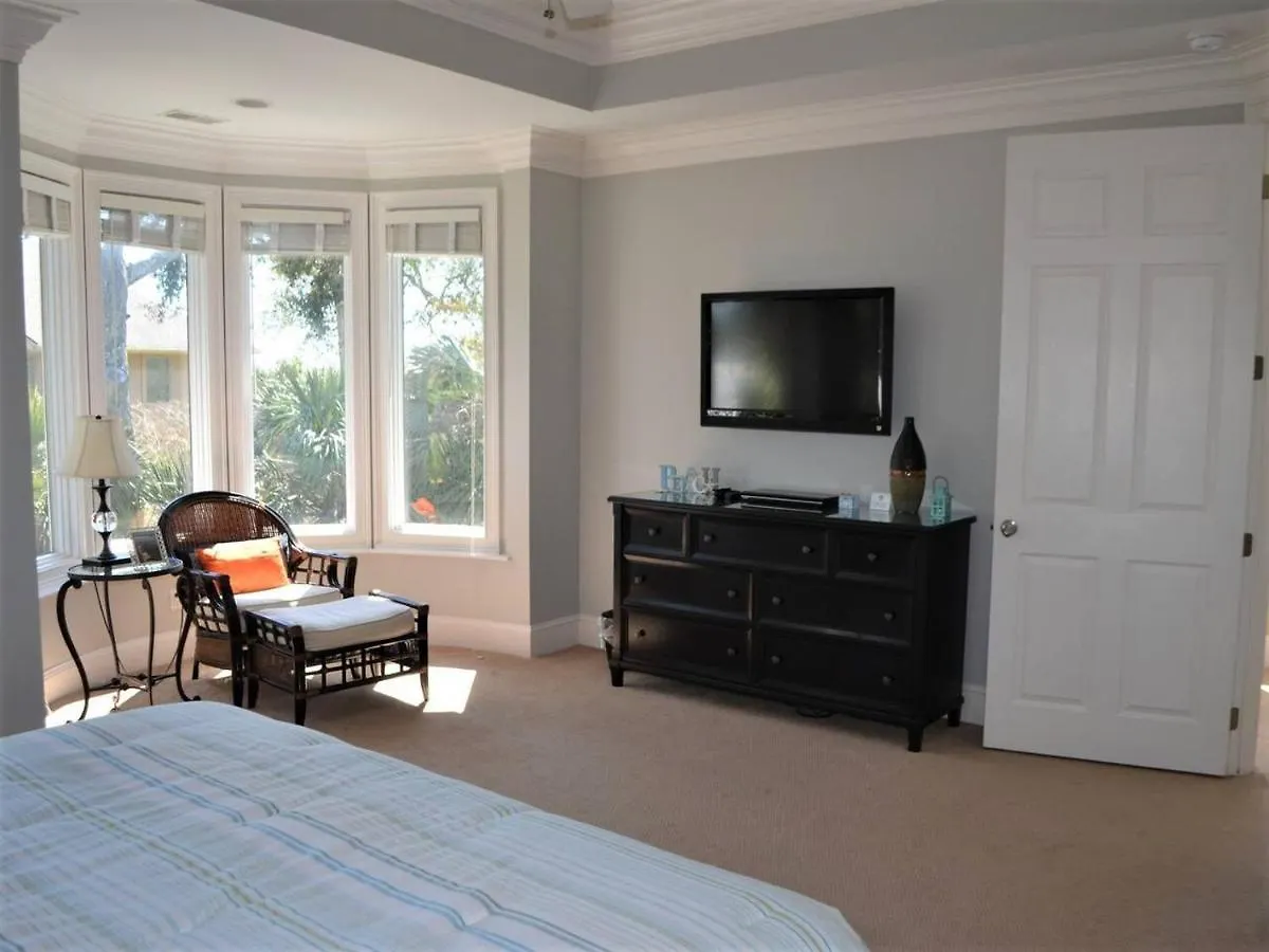 55 Steps To The - Private Pool & - 2nd Row To The - 29 Sandpiper St Holiday home