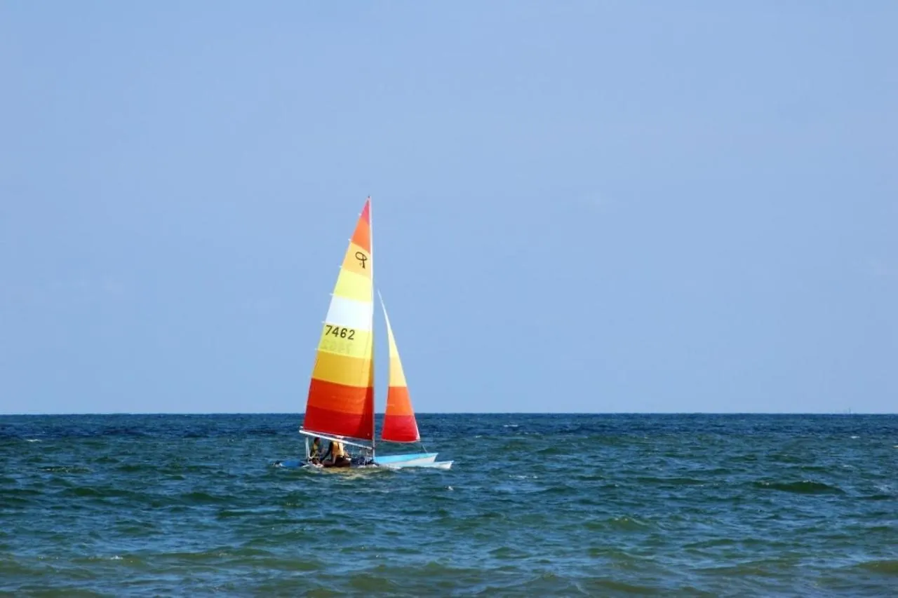 Holi-day By The Sea Holiday home *