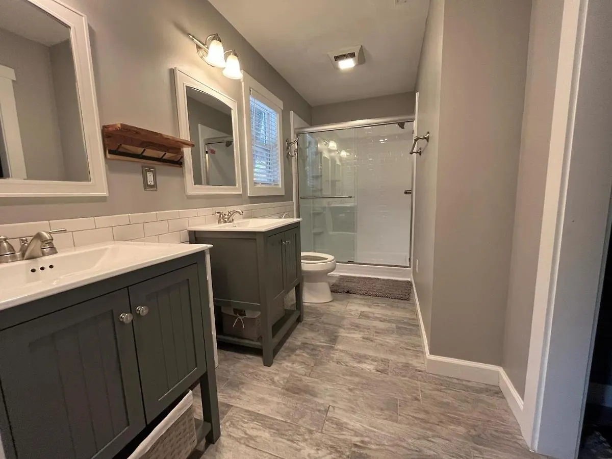 15 Sandpiper Street *