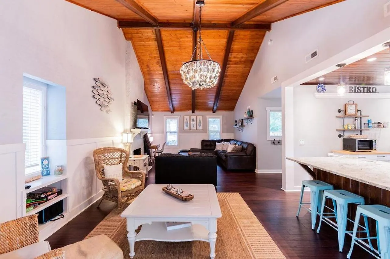 15 Sandpiper Street Holiday home *