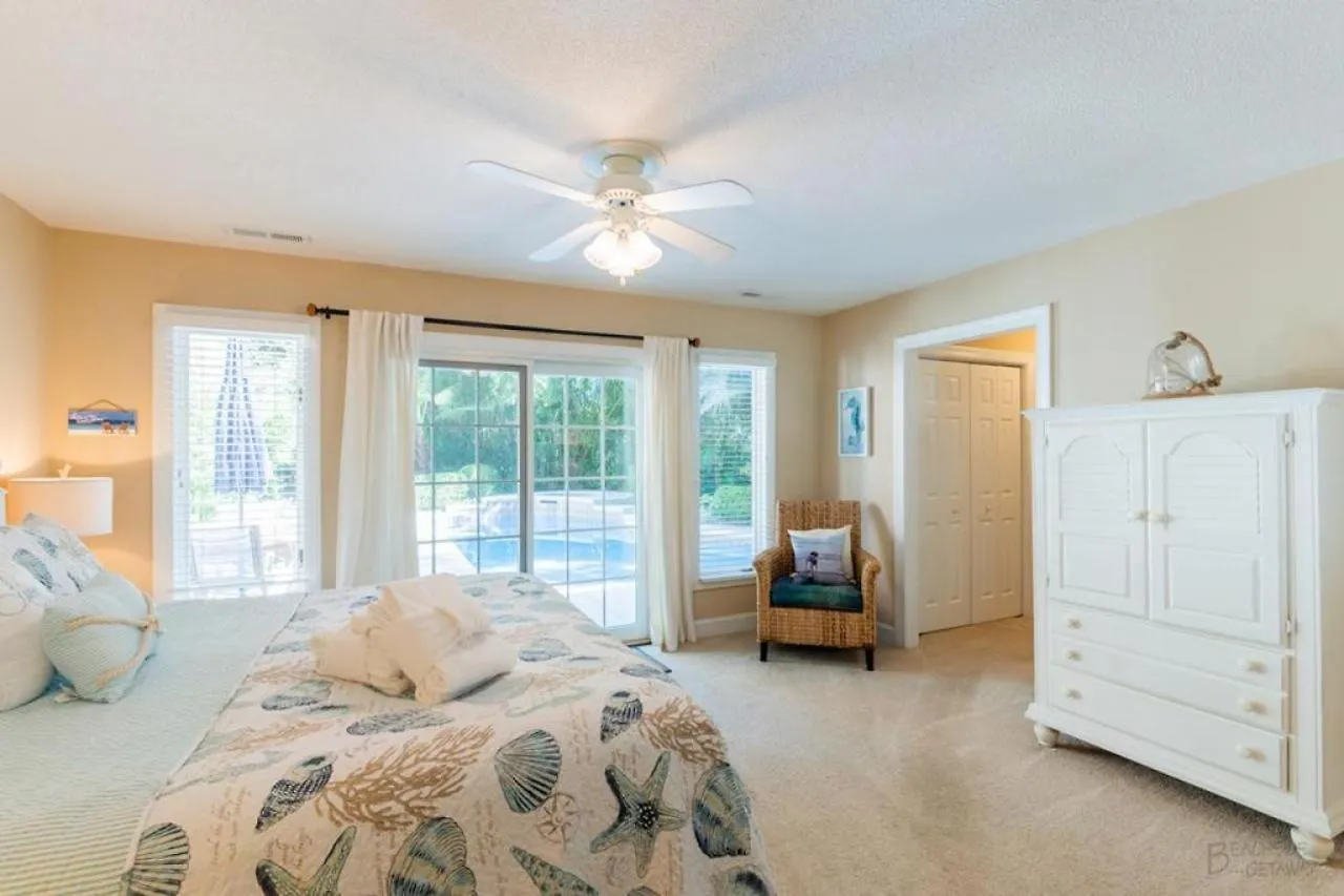 1 Tupelo Holiday home