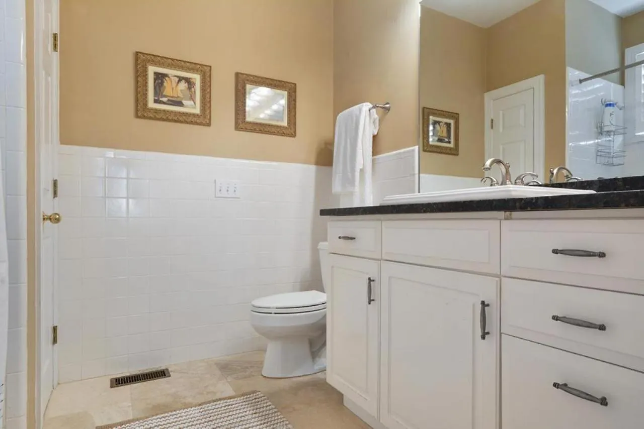 4 Lark Street Holiday home *