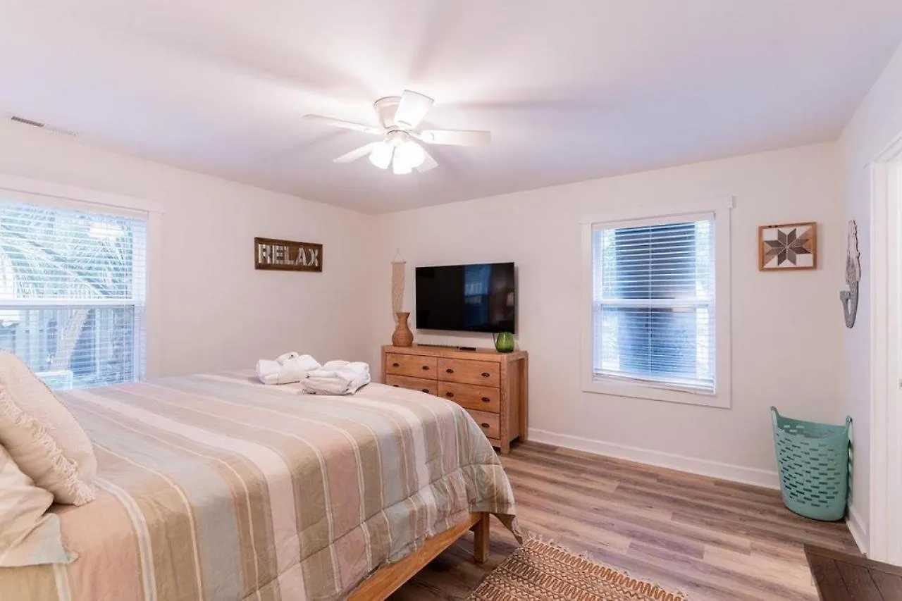 15 Sandpiper Street Holiday home Hilton Head Island
