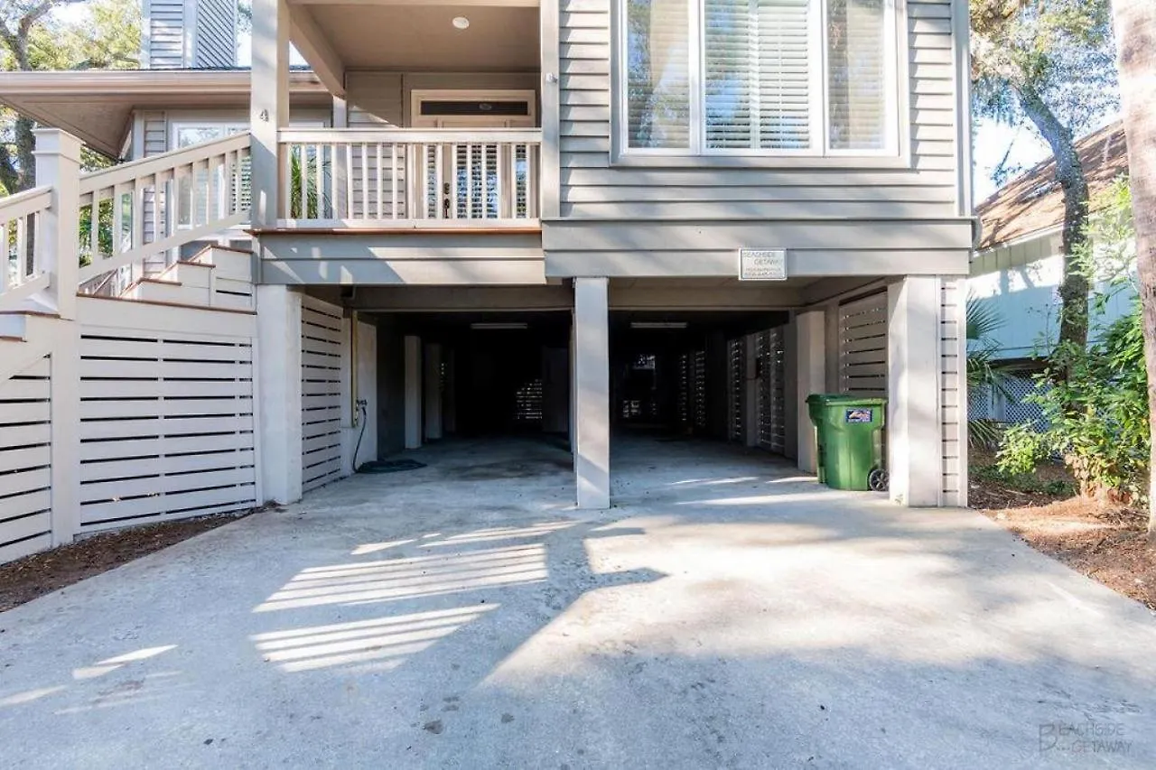 4 Lark Street * Hilton Head Island