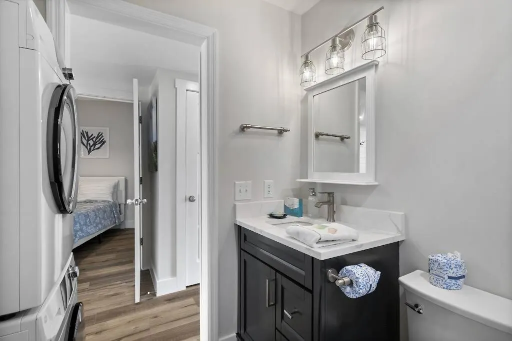 Tranquility On The Water - 2 Bedroom!