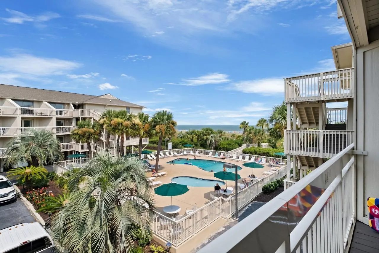 The Breakers #220 Condo, Beautiful Ocean View At Coligny Beach, 4 N Forest Drive Hilton Head, Walk To Shops Restaurants, Renovated Jan 2024, Vacation Hhi Llc