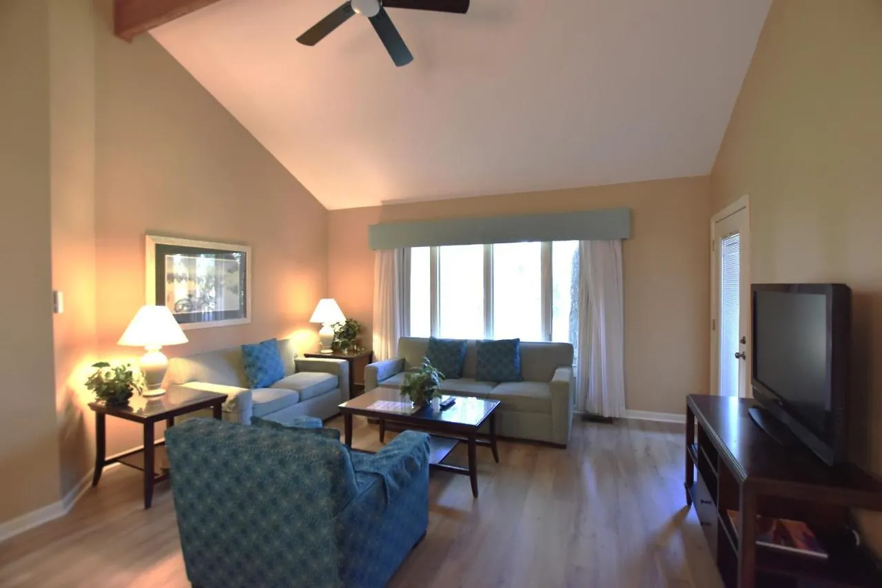 2 Bedrooms At Brigantine Quarters Unit 230 Hilton Head Island