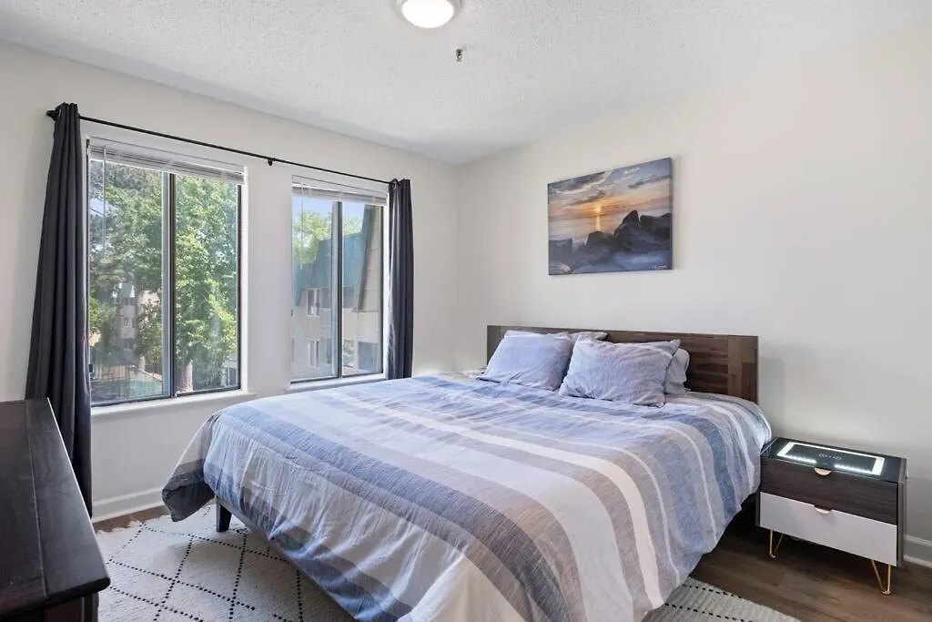 Διαμέρισμα Peaceful Treetop - 2br/2ba *