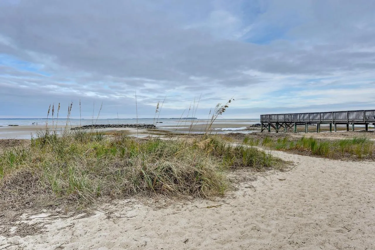 Hilton Head With Porch - Walk To And Pool! Hilton Head Island