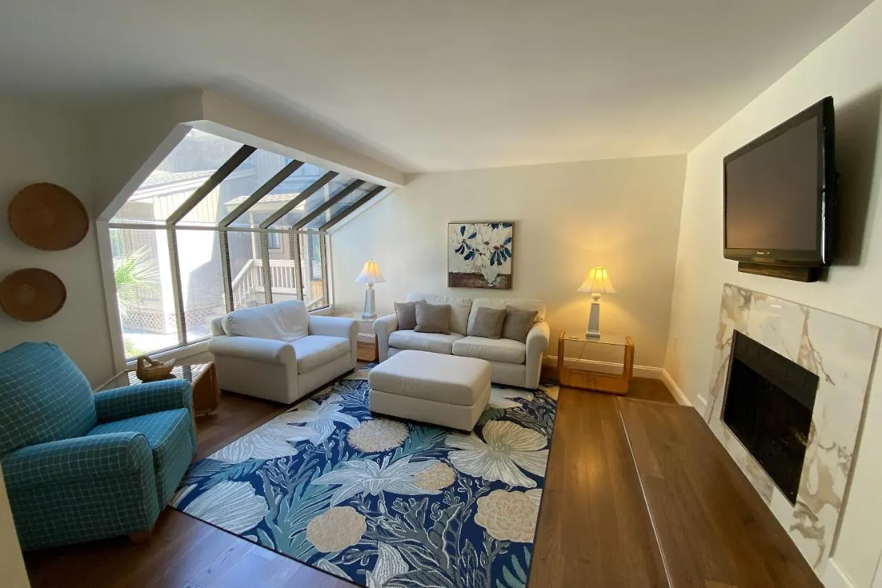 Apartment Beachwalk 167