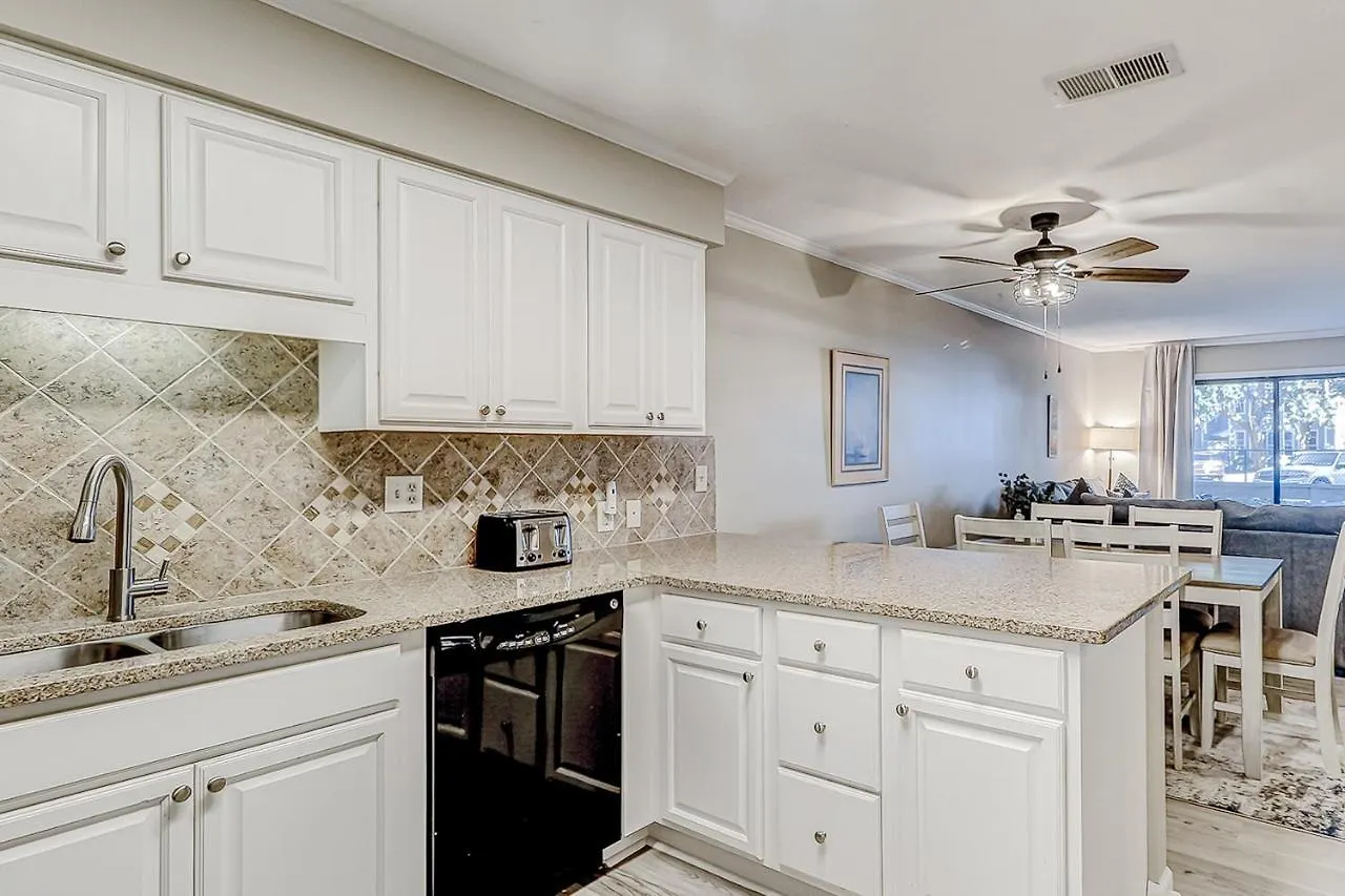 Fiddlers Cove 16d Apartment