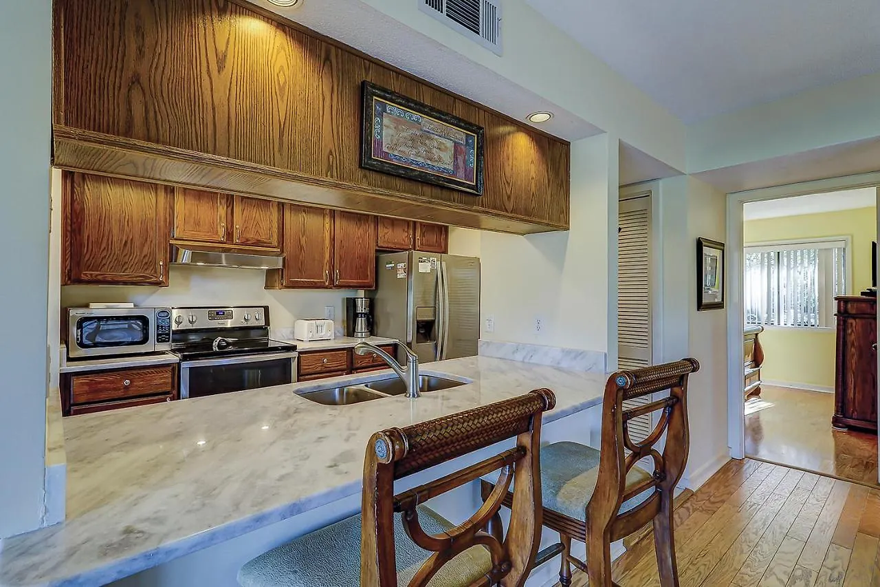 Turnberry Village 288 Apartment *