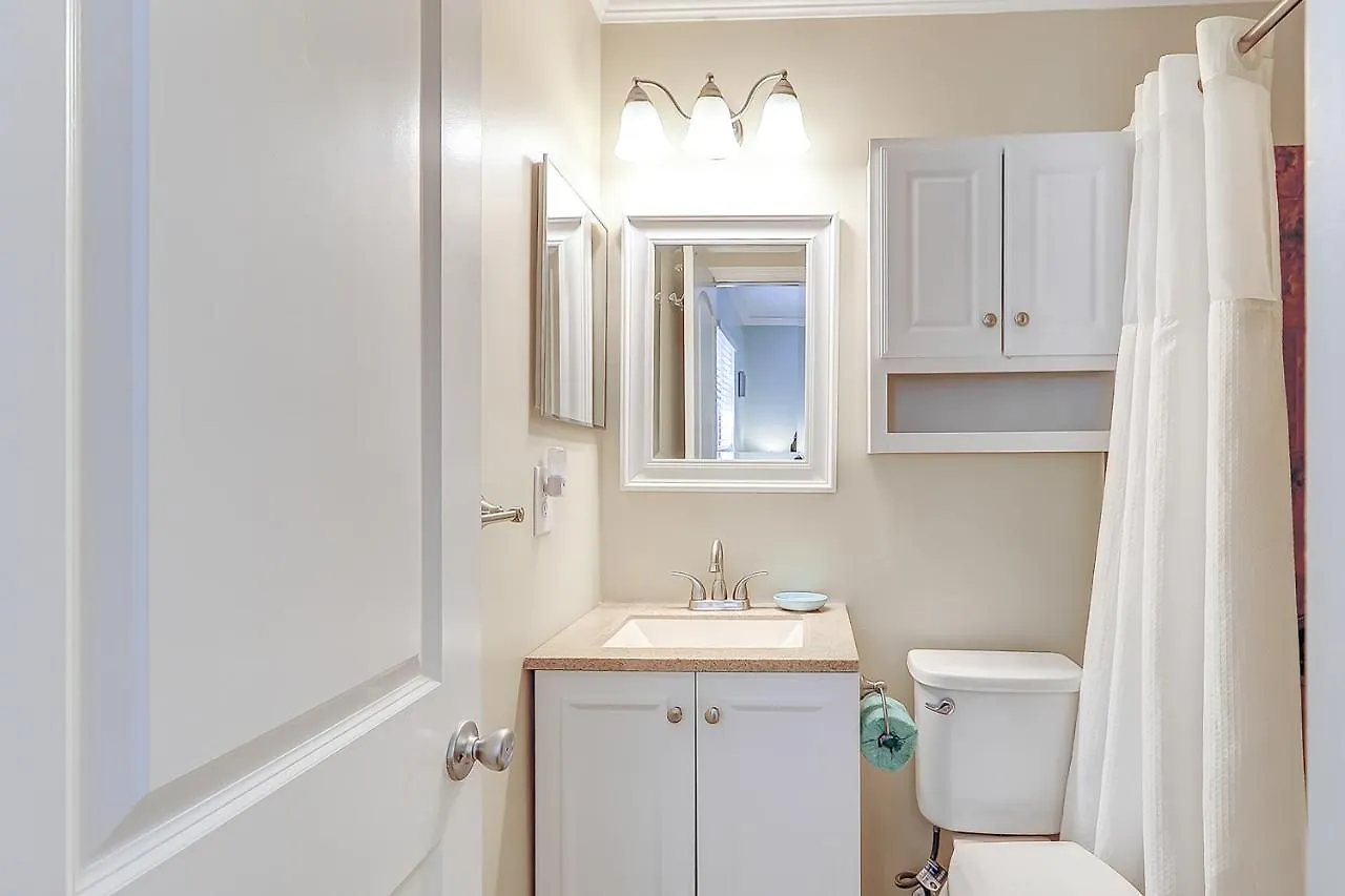 Fiddlers Cove 9e Apartment *