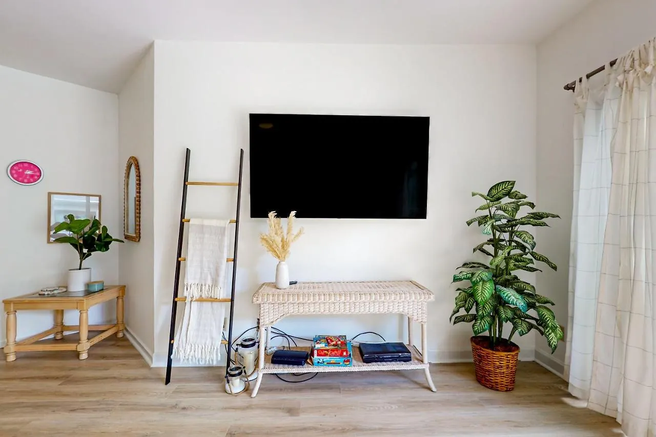 Ocean Breeze 14 Apartment *