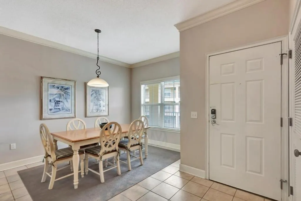 Shorenugh - Bright With Rooftop Pool Next To Coligny Plaza