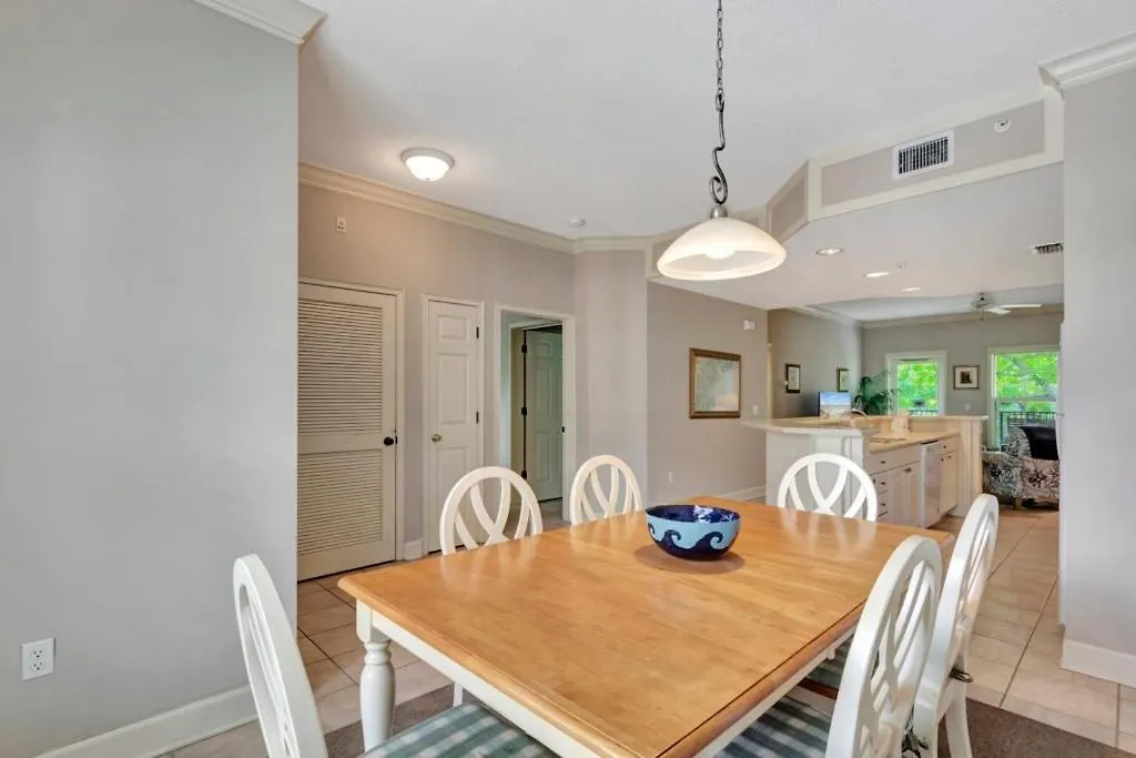 Shorenugh - Bright With Rooftop Pool Next To Coligny Plaza