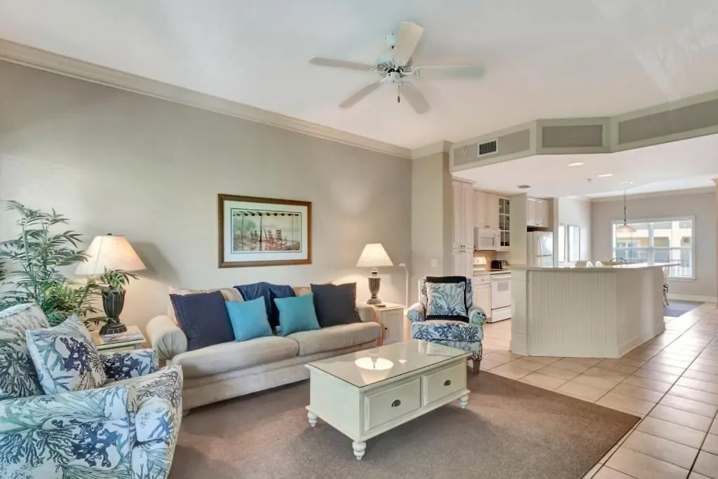 Shorenugh - Bright With Rooftop Pool Next To Coligny Plaza * Hilton Head Island