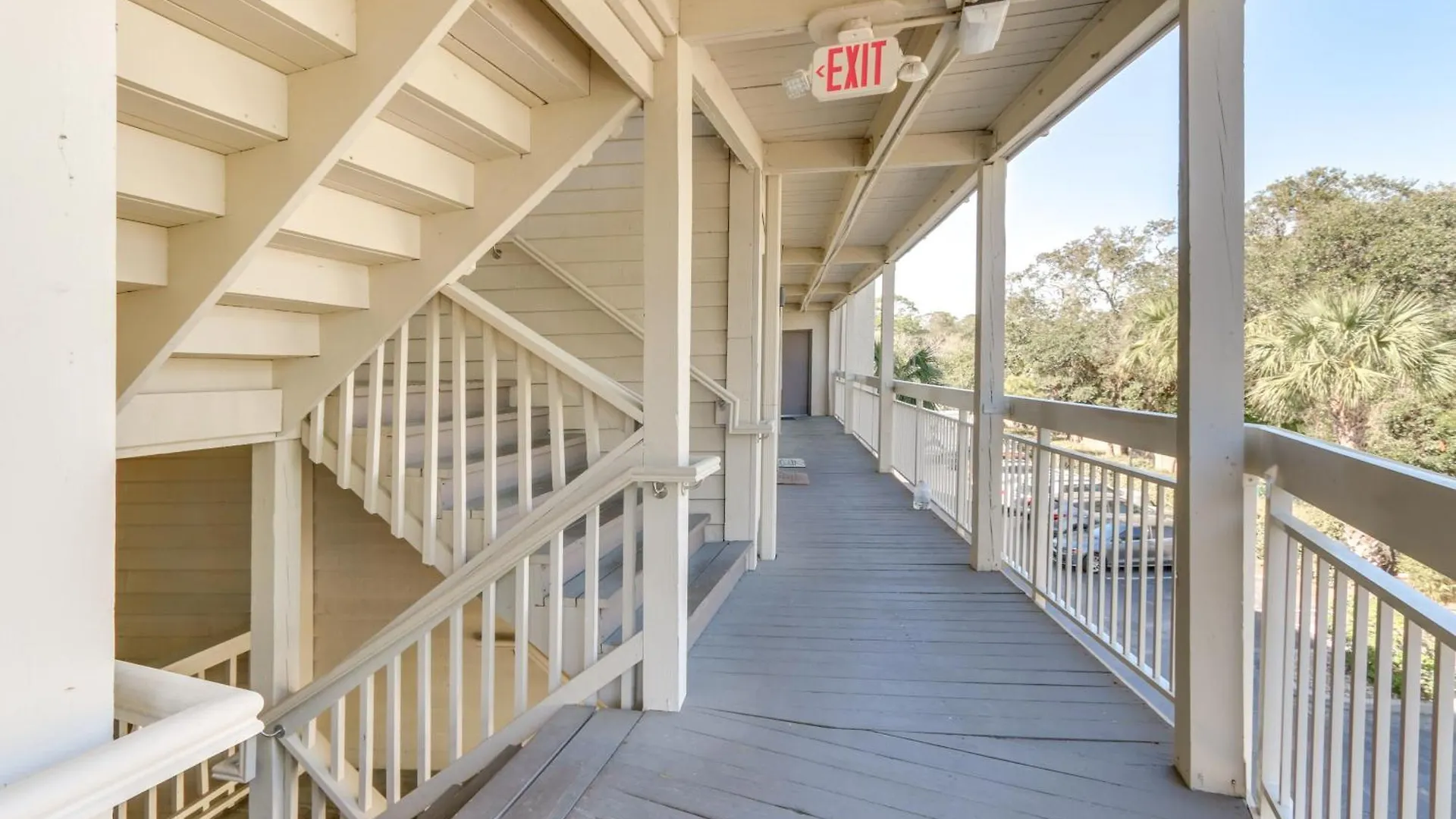 Beachfront With Ocean-view Balcony! Hilton Head Island